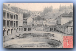 71 BOURBON LANCY COUR DES BAINS ET PLACE D ALIGRE CPA BON ETAT   (scan Recto-verso) OO 0930 - Sonstige & Ohne Zuordnung