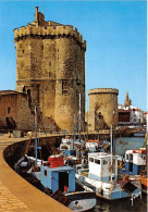 LA ROCHELLE  Vue Sur Les Trois Tours 15 (scan Recto-verso) OO 0913 - La Rochelle