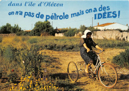 SUR L'ILE D'OLERON Un Tricycle  8  (scan Recto-verso) OO 0913 - Ile D'Oléron