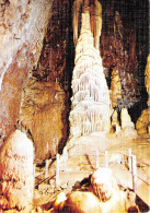 Causse Méjean En Lozère MEYRUEIS DARGILAN La Grotte Rose Stalagmite Clocher  32 (scan Recto-verso) OO 0912 - Sonstige & Ohne Zuordnung