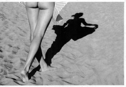 PIN UPS  Jambes Sur Une Plage AUSTRALIENNE  Australia 9  (scan Recto-verso) OO 0904 - Pin-Ups