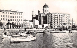 SAINT RAPHAEL - Un Coin Du Port Et La Cathédrale    (scan Recto-verso) OO 0973 - Saint-Raphaël