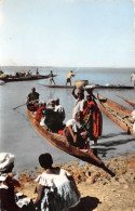 Senegal  Pirogue Sur Le Fleuve  (scan Recto-verso) OO 0936 - Sénégal