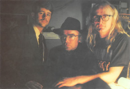 XFILES  X Files   THE LONE GUNMEN  FOX MULDER  (scan Recto-verso) OO 0984 - Serie Televisive