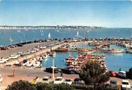 ROYAN   Le Port De Plaisance   (scan Recto-verso) OO 0977 - Royan