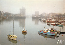 La Rochelle  Effet De Brume  (scan Recto-verso) OO 0977 - La Rochelle