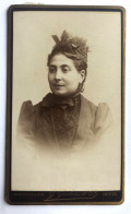 CDV Photographie Ancienne Portrait Femme élégante - Photographe Paul Gabriel GUCHENS Montpellier Cette - Personas Anónimos