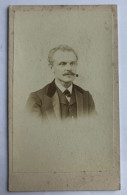 CDV Photographie Ancienne Portrait Homme - Photographe Prosper BEVIERRE à Charleroi - Anonyme Personen