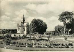 37 - Amboise - Le Château - Le Parc Fleuri Et La Chapelle Sl-Hubert - CPSM Grand Format - CPM - Voir Scans Recto-Verso - Amboise