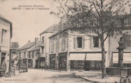 NEUVIC PLACE DE LA REPUBLIQUE TBE - Otros & Sin Clasificación