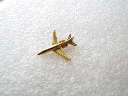 PIN'S   AVION - Aviones