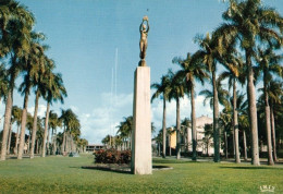 1 AK Madagaskar * Toamasina (französisch Tamatave) Zweitgrößte Stadt In Madagaskar - Independence Avenue * - Madagascar