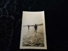 P-332 , Photo , Homme En Maillot De Bain, La Baule , Août 1945 - Anonymous Persons