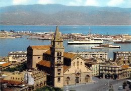 Messine - La Cathédrale, Le Port Et Le Détroit - Messina