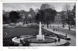 Neustadt A.d. Weinstrasse, Bahnhofsplatz M. Omnibussen, 1939 Gebr. Sw-AK. - Altri & Non Classificati