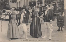 MARIES DU BOURG DE BATZ AU CONCOURS DE COSTUMES A PONT AVEN  REF 16197 - Couples