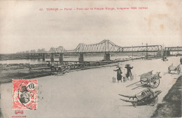 Viet Nam Vietnam Tonkin Hanoi Pont Sur Le Fleuve Rouge CPA + Timbre Animation Porteur Porteurs Cachet 1909 - Viêt-Nam