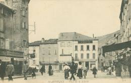 12)  SAINT AFFRIQUE -  Place De La Liberté - Saint Affrique