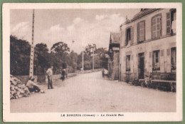 CPA  Vue Très Rare - CREUSE - LE DONZEIL- LA GRANDE RUE - Animation - Other & Unclassified