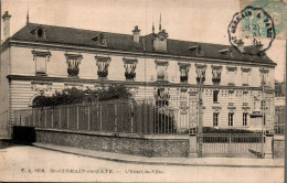 N°2404 W -cpa St Germain En Laye -l'hôtel De Ville- - St. Germain En Laye