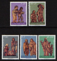 Luxemburg 1971 Wood Sculptures Y.T. 786/790  ** - Nuevos