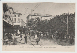 ALGER - ALGERIE - PLACE DU GOUVERNEMENT - LA RUE BAB EL OUED - Alger