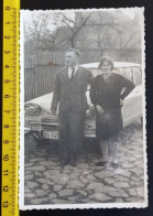 #16    Original Photo - Man And Woman  With Old Car Auto Voiture - Citroen - Auto's