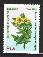 PAKISTAN. N°900 De 1995. Plante Médicinale. - Plantes Médicinales