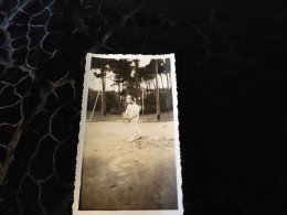 P-422 , Photo ,Homme Tennisman, Parc Des Sports Des Sables D'Olonne, 1935 - Personnes Identifiées