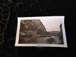 P-435 , Photo ,Le Pont De La Route Du Bourg Et Les Gorges De La Balme Près D'Aix Les Bains, Août 1936 - Places