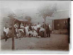 N80 - Photo - Une Partie De Boules Avec Beaucoup De Joueurs - Sport