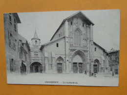 CHAMBERY -- Lot De 3 Cartes Différentes , ANIMEES - Cathédrale, Théâtre Et Fontaine Des Eléphants - Chambery