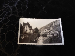 P-447 , Photo, Les Vieilles Maisons Prise Du Vieux Pont De Kaiserberg, Août 1936 - Lugares