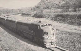 TRENO TRASPORTO FERROVIARIO Vintage Cartolina CPSMF #PAA377.IT - Trains