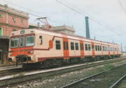 TRENO TRASPORTO FERROVIARIO Vintage Cartolina CPSM #PAA729.IT - Treinen