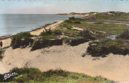 REF.AB . 17 . ILE D'OLERON . LA PASSE DE LA PLAGE . CIROEN 2CH - Ile D'Oléron