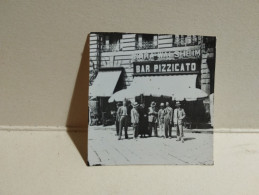 Italy Photo Italia Foto Piccola Gruppo Di Persone Gita Napoli 1935. Nomi Retro. Bar Pizzicato. Beer Birra Walsheim. - Europa