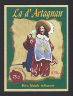 Etiquette De Bière Blonde   -  La D'Artagnan  -  Brasserie La Choulette  à  Hordain   (59) - Birra