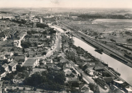 54) VARANGEVILLE : Vue Panoramique Aérienne - Les Cités - Le Canal (1958) - Other & Unclassified