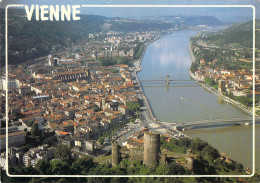 38 - Vienne Sur Le Rhône - La Ville Et La Vallée Du Rhône - Au Premier Plan, Ruines De La Bâtie - Vienne