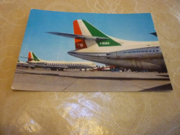 B865  Aereo Alitalia Caravelle III Presenza Piega Che Attraversa La Cartolina Viaggiata - Autres & Non Classés