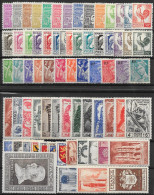 FRANCE ANNEE COMPLETE 1944 N° 599/668 NEUVE ** GOMME SANS CHARNIERE - COTE 118 € - 1940-1949