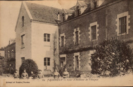 CPA PAIMBOEUF Cour D'Honneur De L'Hospice - Paimboeuf