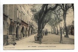 D 06 Cpa  GRASSE Colorisee La Place Aux Aires Les Arcades Non Ecrite N0174 - Grasse