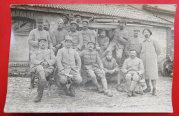 Carte Photo  Anime Groupe De Militaires - Guerre 1914-18