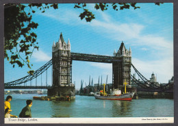 111021/ LONDON, Tower Bridge - River Thames