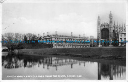 R062426 Kings And Clare Colleges From The River. Cambridge. RP. 1957 - Monde