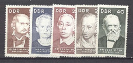 DDR   990/994   * *   TB     Cote 1.80 Euro   - Unused Stamps