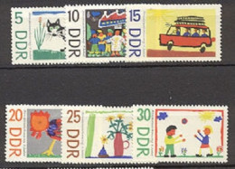 DDR   977/982   * *   TB  Peinture Enfance  Cote 2.75 Euro   - Unused Stamps