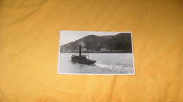 CARTE POSTALE ANCIENNE CIRCULEE DE 1949../ BATEAU SUR LA SEINE ?..LIEU NON SITUE ..ECRITE DE SAINT GERMAIN EN LAYE + TIM - Other & Unclassified